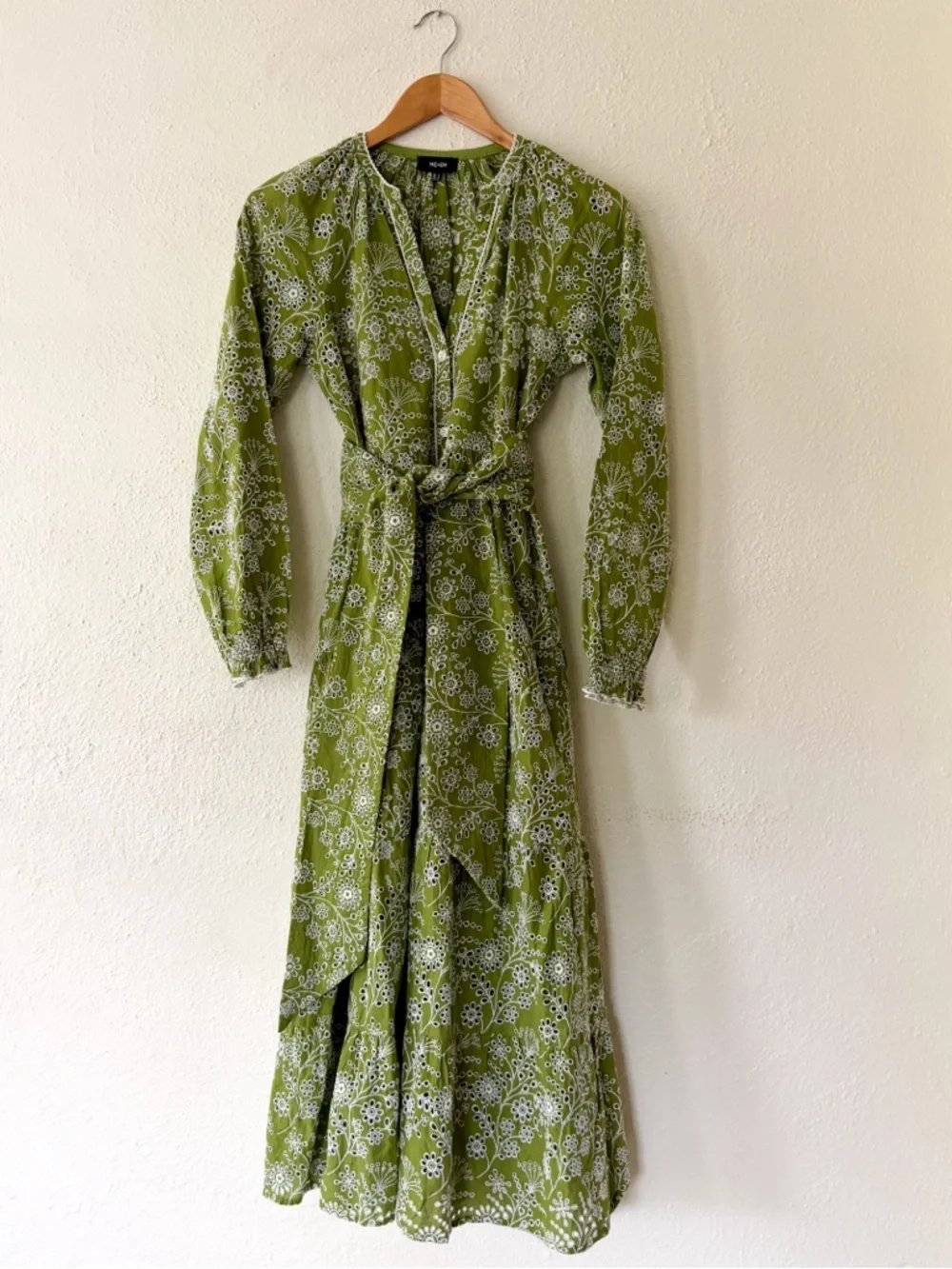 ME+EM Bespoke Contrast Green Broderie Long Sleeve Midi Dress - Picture 2 of 9